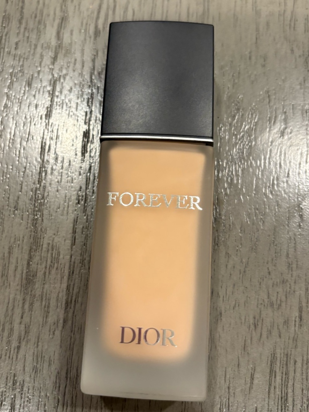* New discontinued 2.5N Dior Forever transfer-proof Foundation spf 15
